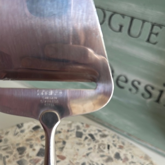 Stainless Steel Cheese Slicer with Wooden Handle - Picture 5 of 6